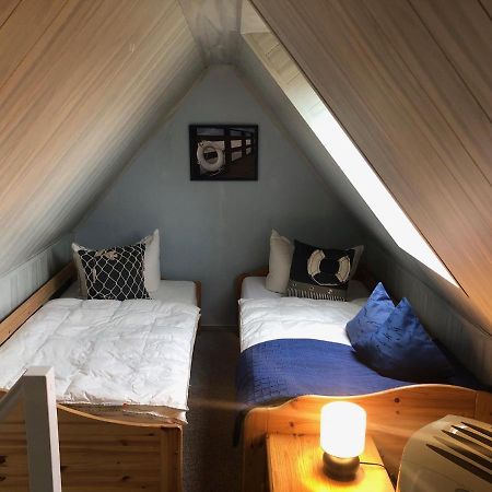 Pruchten Romantisches Ferienhaus Boddenblick Mit Sauna מראה חיצוני תמונה