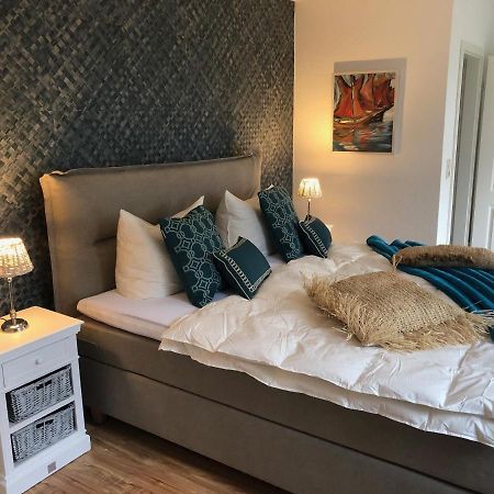 Pruchten Romantisches Ferienhaus Boddenblick Mit Sauna מראה חיצוני תמונה