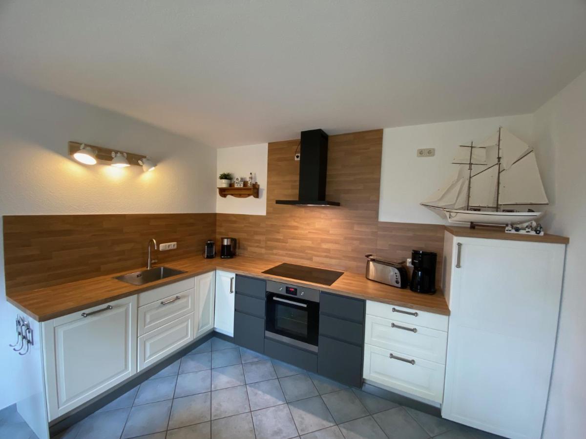 Pruchten Romantisches Ferienhaus Boddenblick Mit Sauna מראה חיצוני תמונה