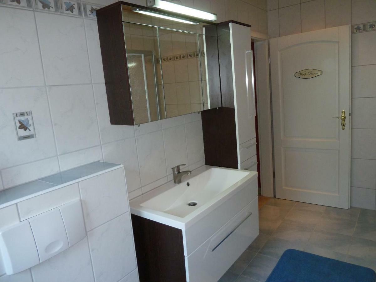 Pruchten Romantisches Ferienhaus Boddenblick Mit Sauna מראה חיצוני תמונה